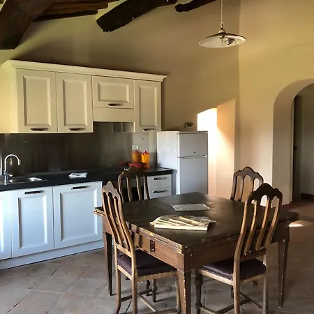 La Casaccia Guelfi Farm stay *